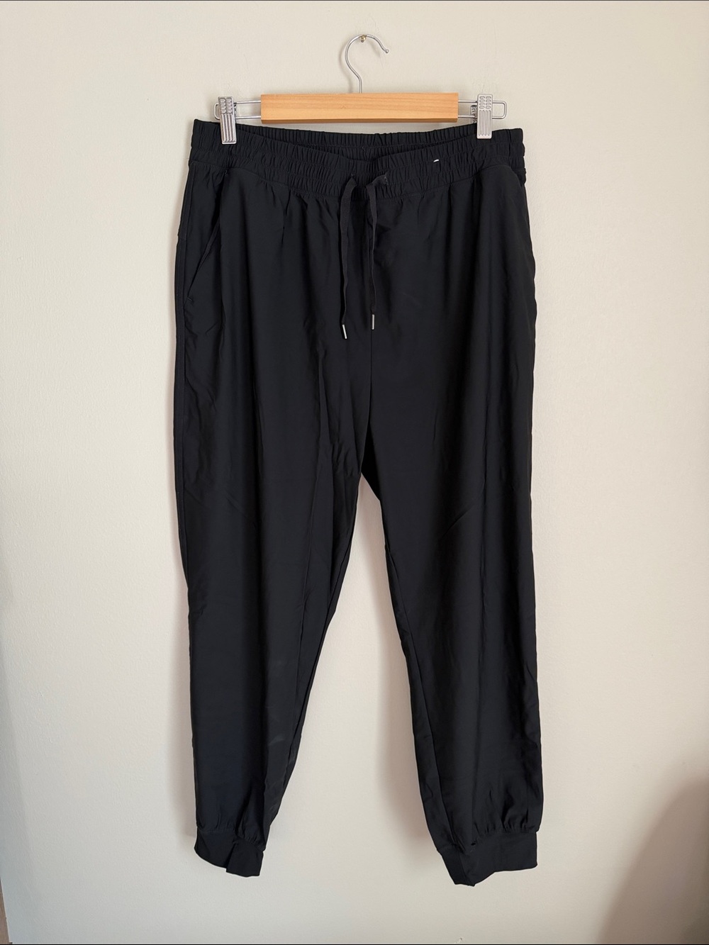 Old Navy Black Lightweight Jogger Pants with Drawstring
